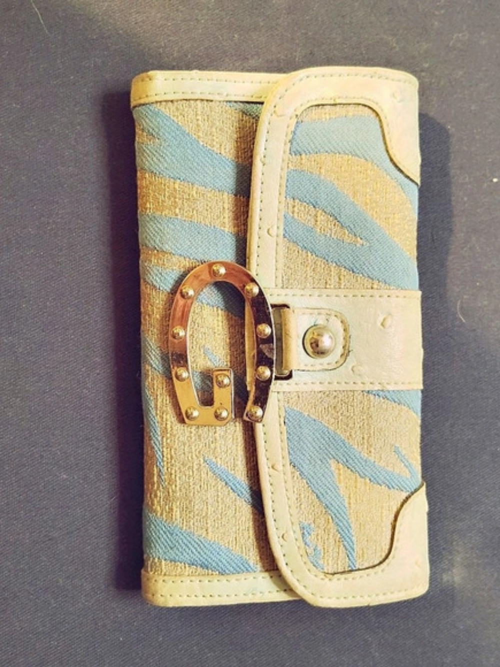 Guess Abstract Pattern Wallet in Cream & Blue